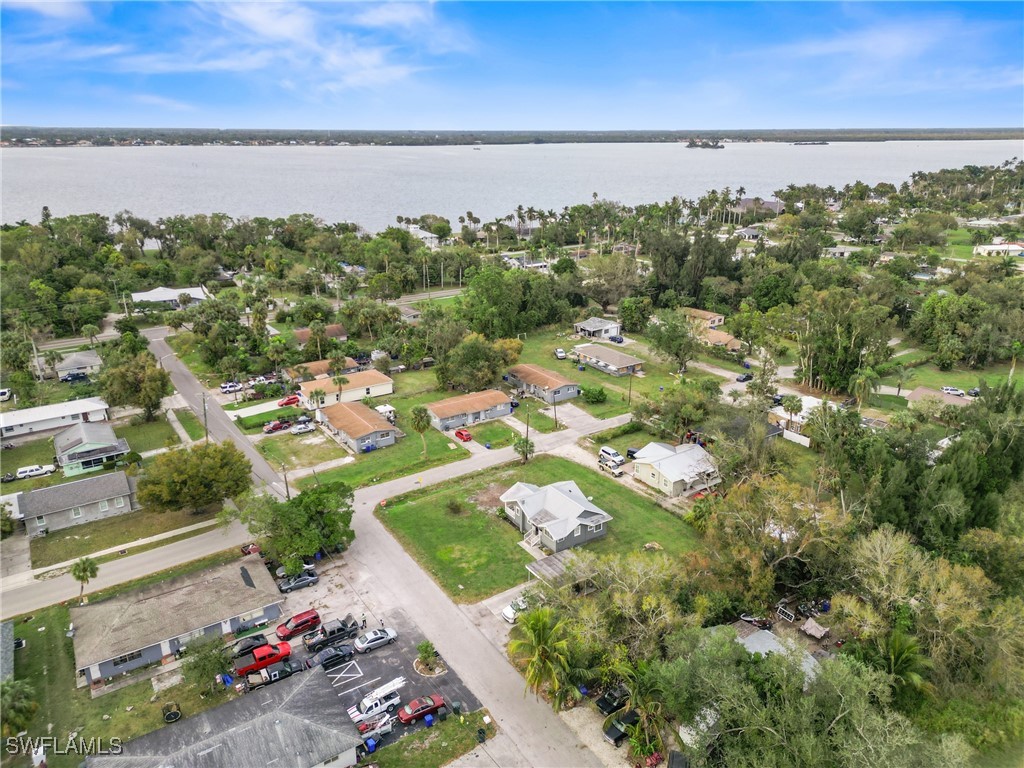3813-3823 Seminole Ave Property Photo 1