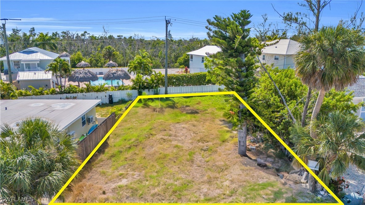 250 Fairweather Ln Property Photo 12