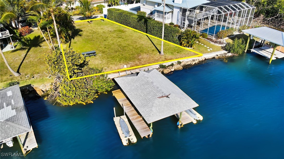 22491 Buccaneer Lagoon St Property Photo 5