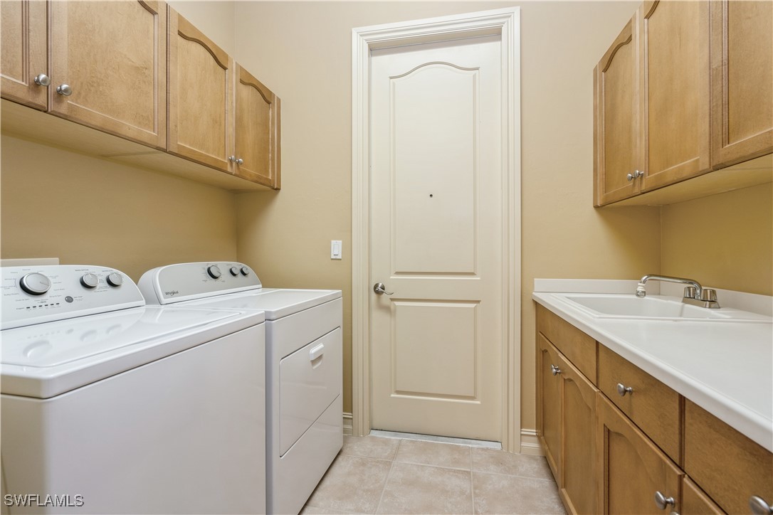 1411 Serrano Cir Property Photo 33