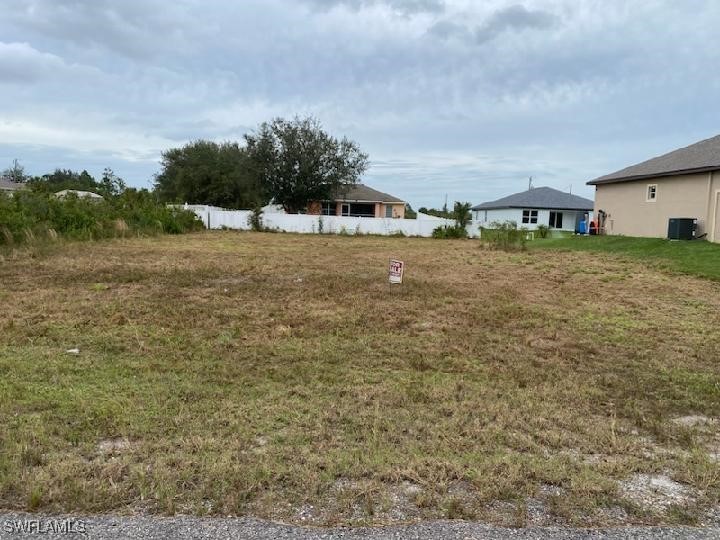 3014 61st St W Property Photo 3
