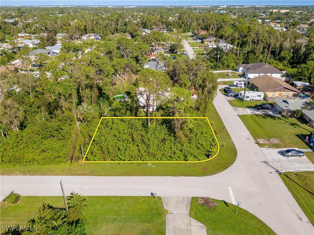 19048 Tangerine Rd Property Photo 4