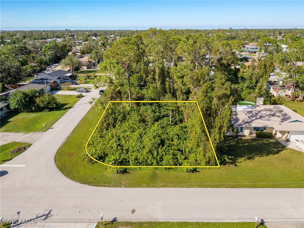 19048 Tangerine Rd Property Photo 6
