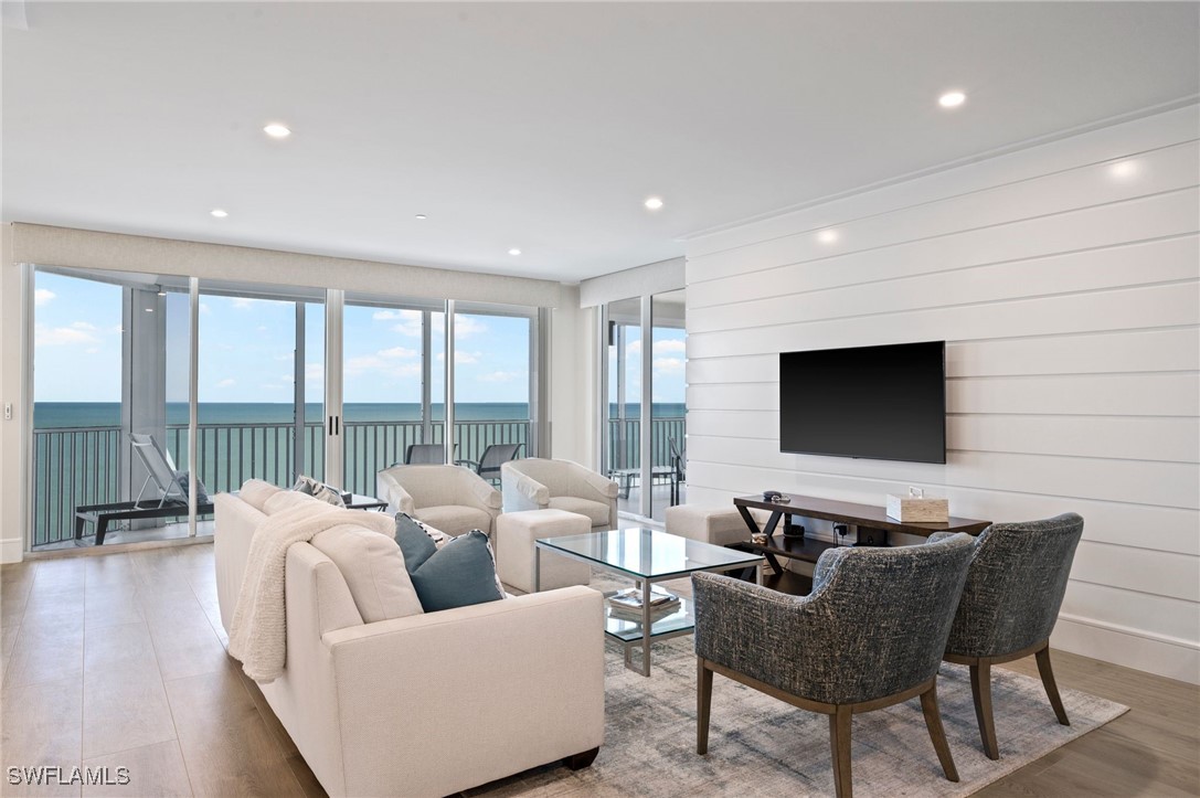 9577 Gulf Shore DR 804 Property Photo 1