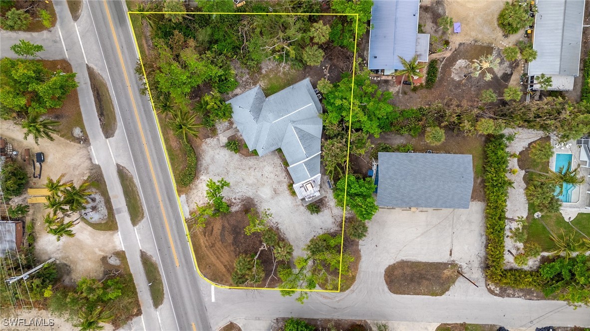 1544 Periwinkle Way Property Photo 34
