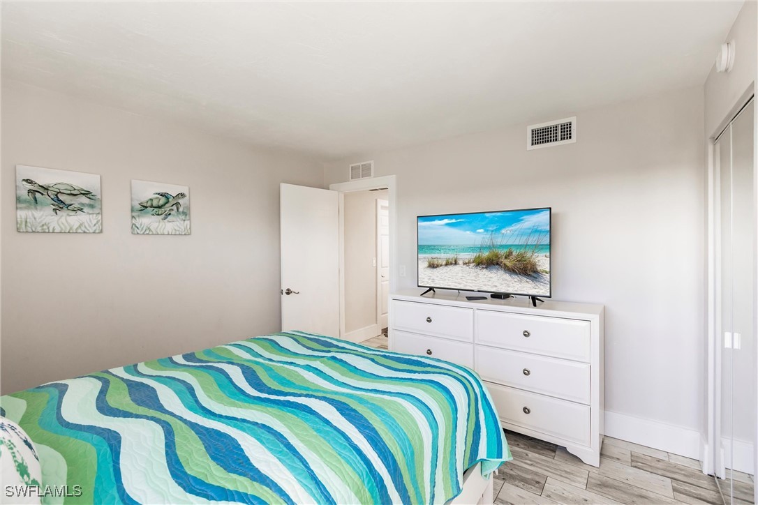 17170 Harbour Point Dr 437 Property Photo 25