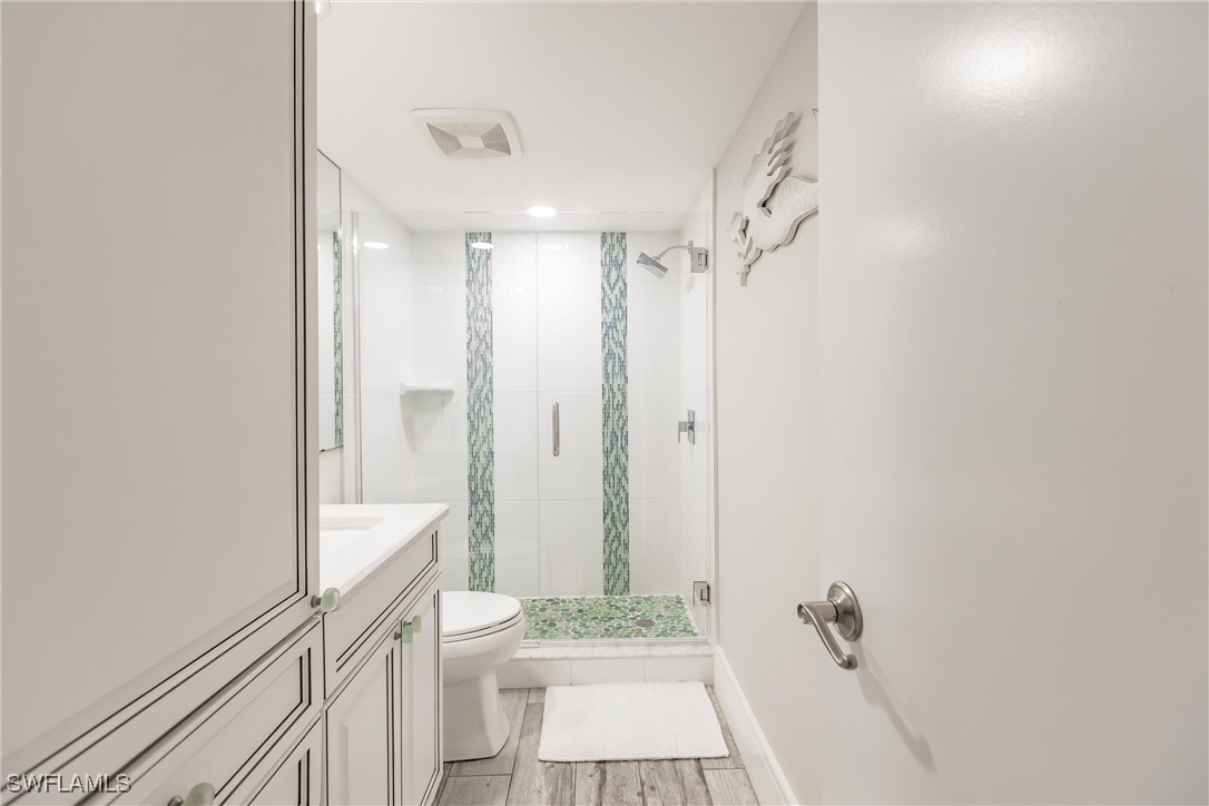 17170 Harbour Point Dr 437 Property Photo 28
