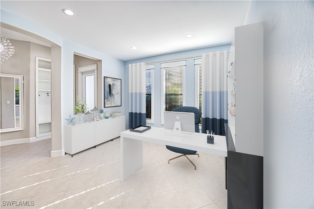 12129 Country Day Cir Property Photo 9