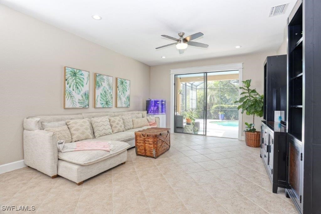 12129 Country Day Cir Property Photo 27