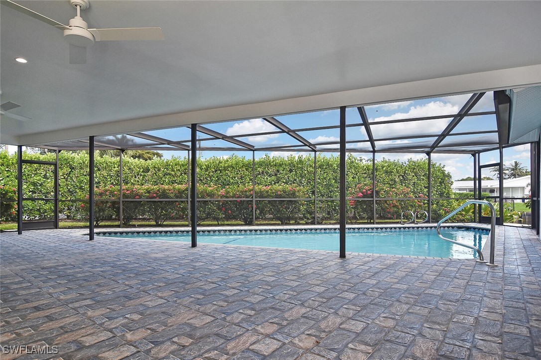 381 Norwood Ct Property Photo 6