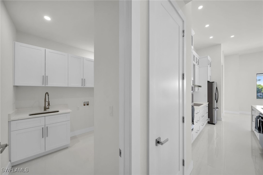 2219 Surfside Blvd Property Photo 15