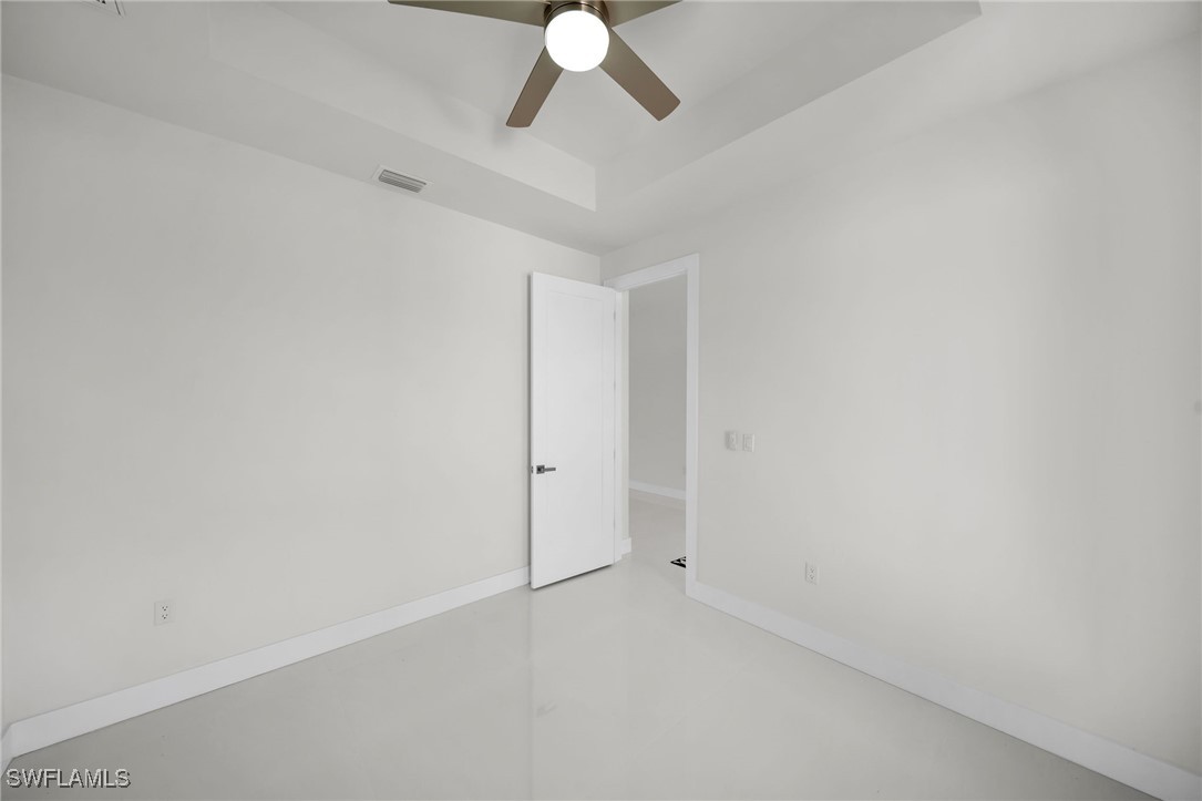 2219 Surfside Blvd Property Photo 29