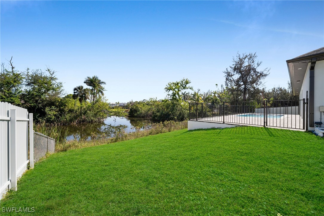 2219 Surfside Blvd Property Photo 45