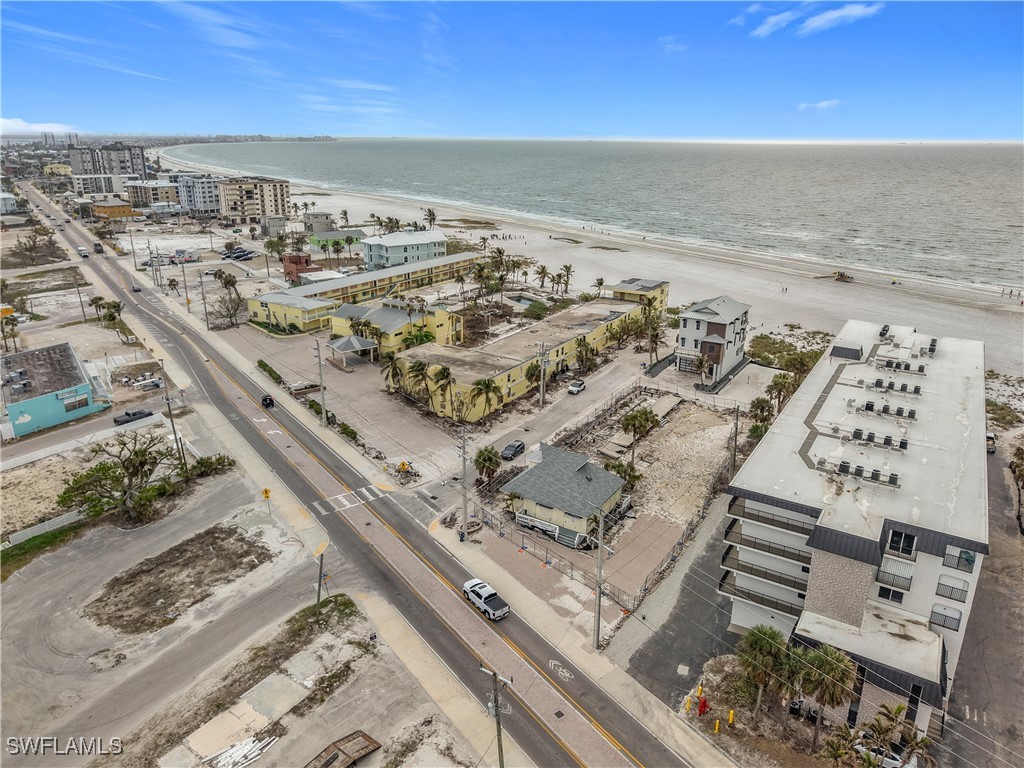2100 Estero Blvd Property Photo 8