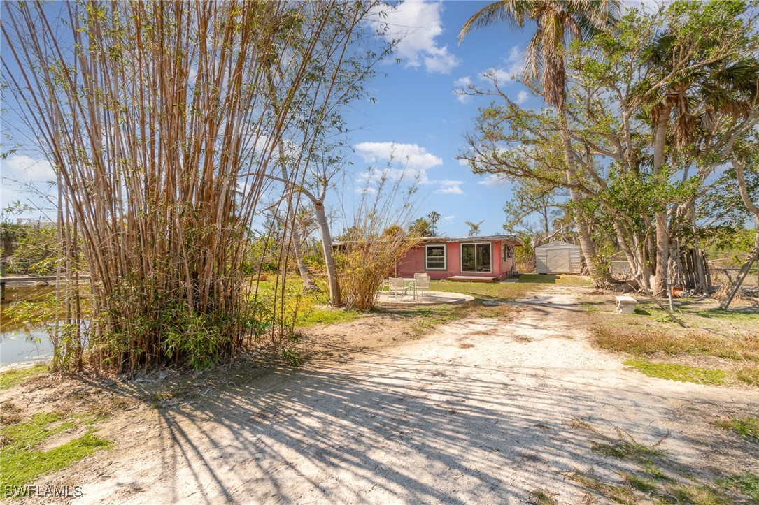 1215 Periwinkle Way Property Photo 16