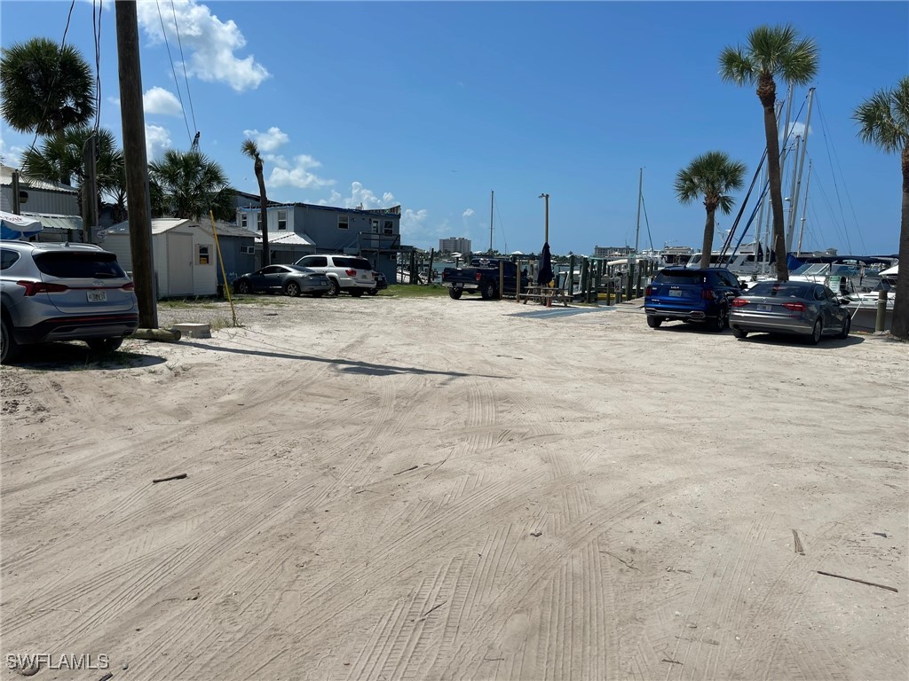1120 Main St Property Photo 1