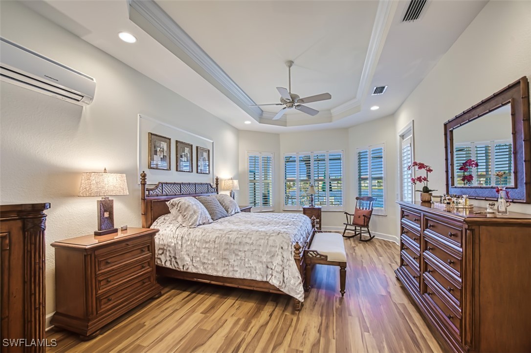 11063 Sea Tropic Ln Property Photo 18