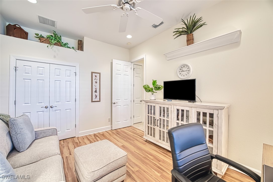 11063 Sea Tropic Ln Property Photo 29