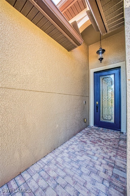 12135 Country Day Cir Property Photo 6