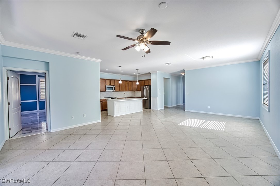 12135 Country Day Cir Property Photo 13