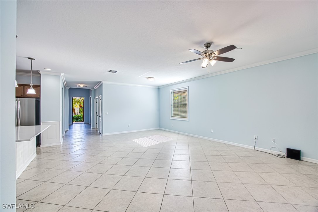 12135 Country Day Cir Property Photo 14
