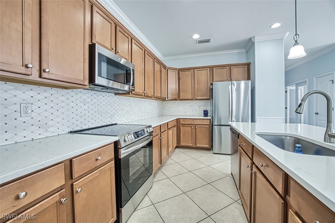 12135 Country Day Cir Property Photo 17