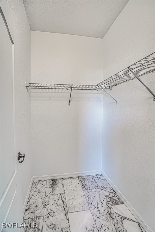12135 Country Day Cir Property Photo 20