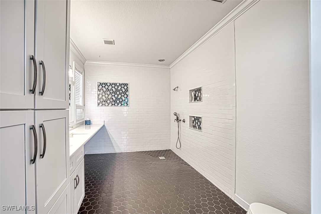 12135 Country Day Cir Property Photo 24