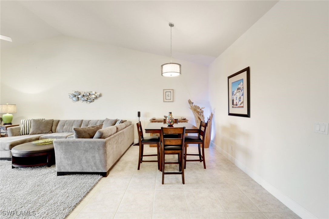403 Sw 47th Ter 203 Property Photo 21