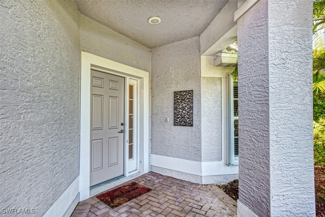 10053 Oakhurst Way Property Photo 8