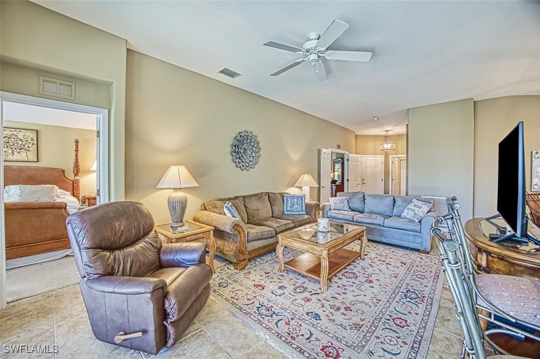 10053 Oakhurst Way Property Photo 12