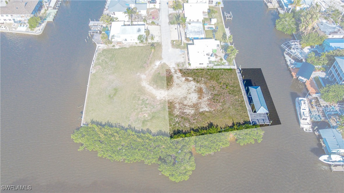 2639 Second St Property Photo 1