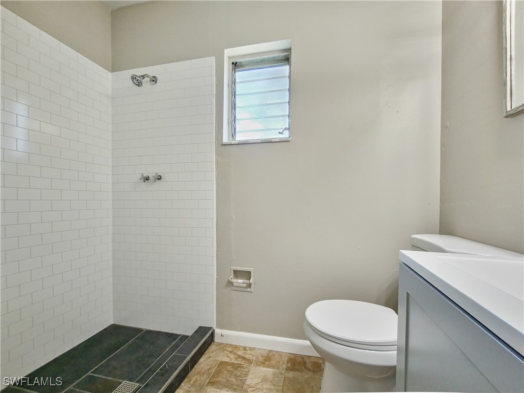 3488 Roberts St Property Photo 8