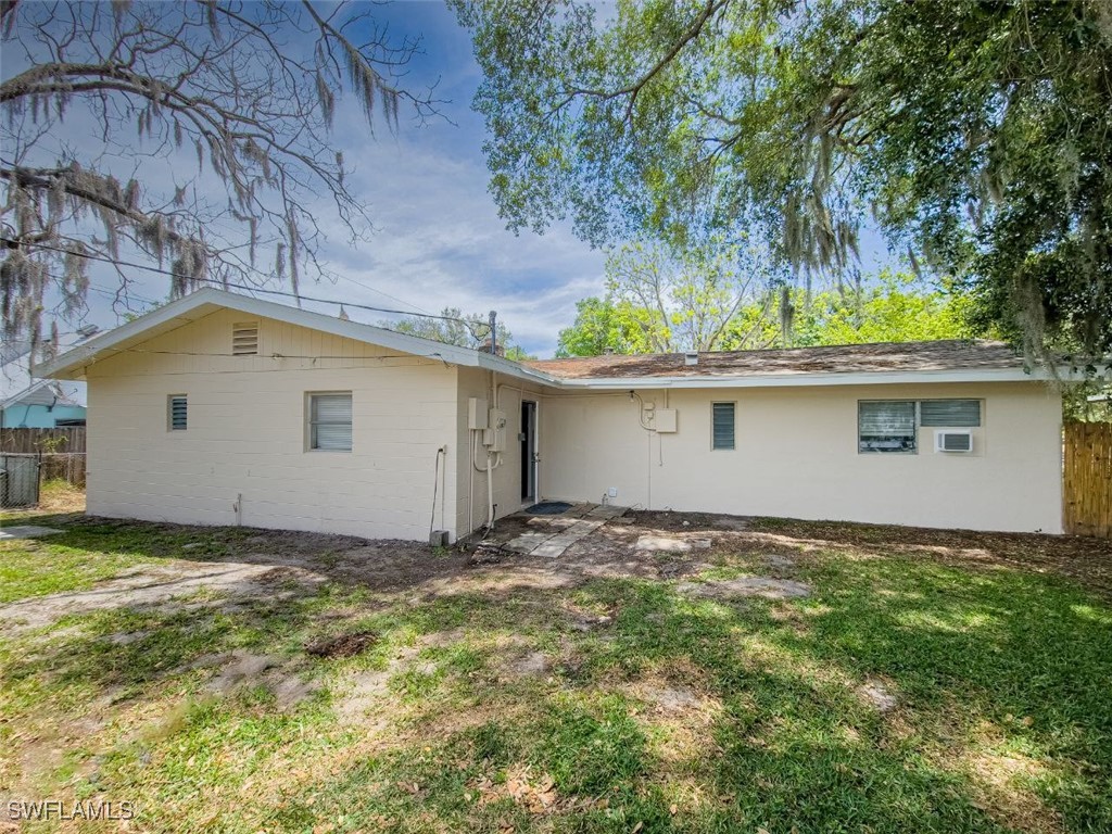 3488 Roberts St Property Photo 15