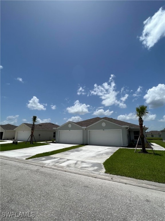 9114 Aegean Cir Property Photo 2