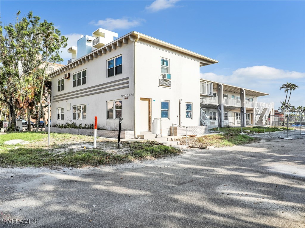 10540 Gulfshore Dr Property Photo 4