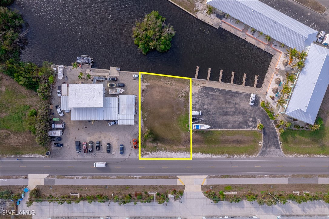 2891 Oleander St Property Photo 1