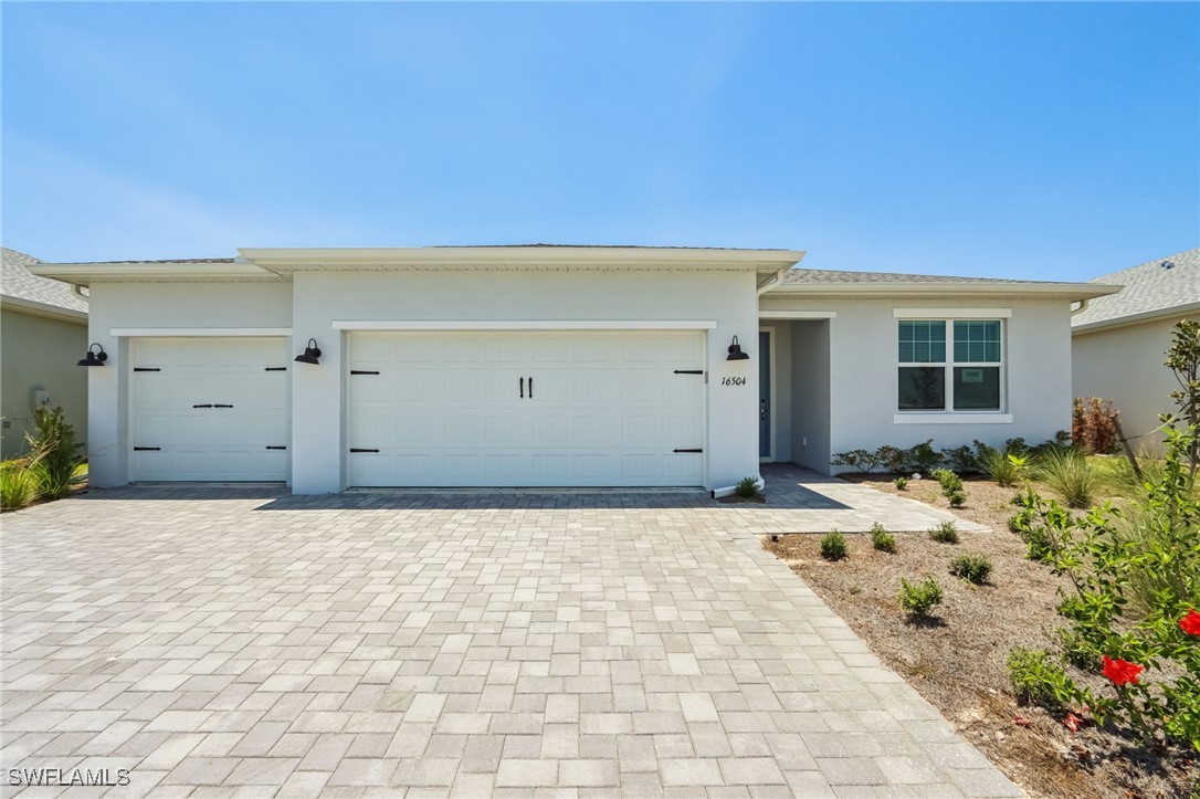 16504 Seven Lakes Ave Property Photo 1