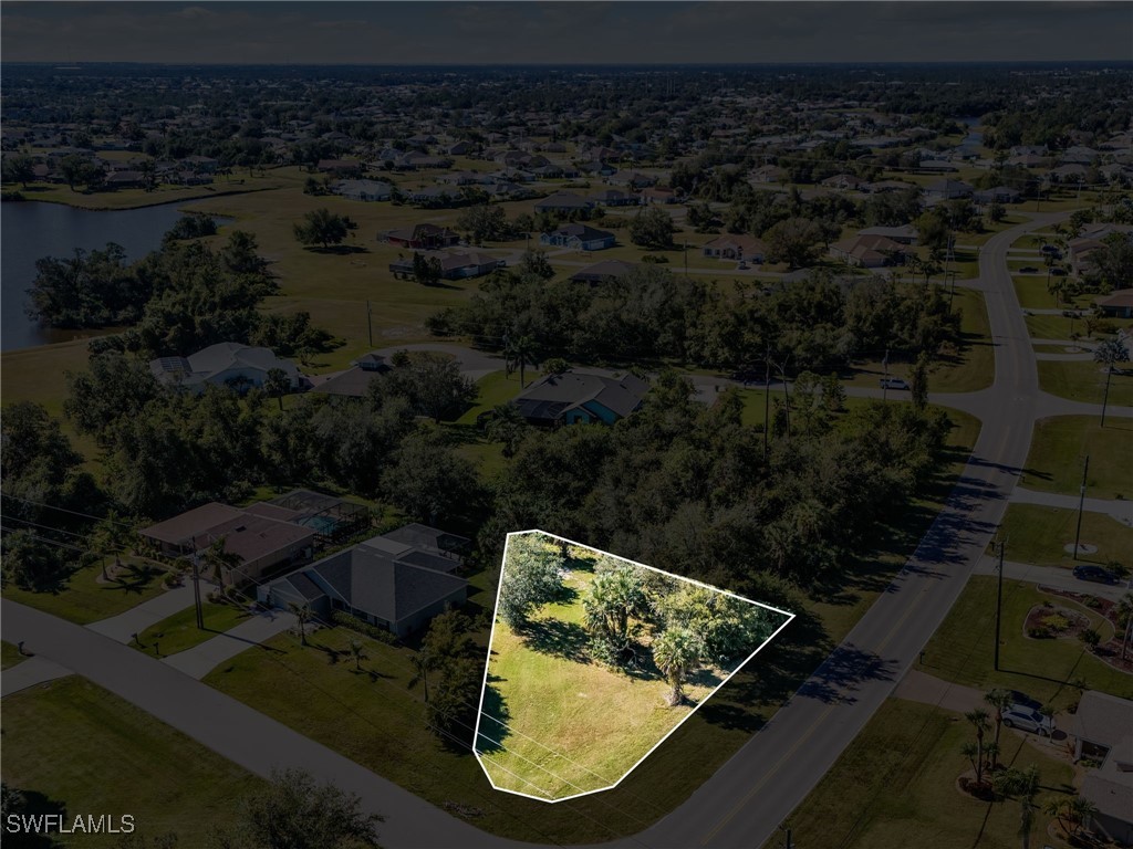 26305 Deep Creek Blvd Property Photo 6