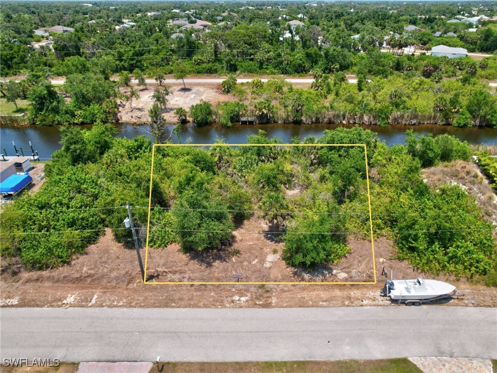 10080 Cocoa Beach St Property Photo 2