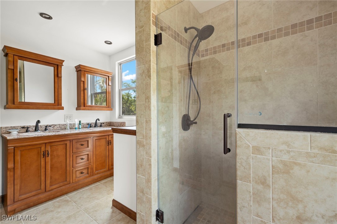 1446 & 1444 Periwinkle Way Property Photo 11