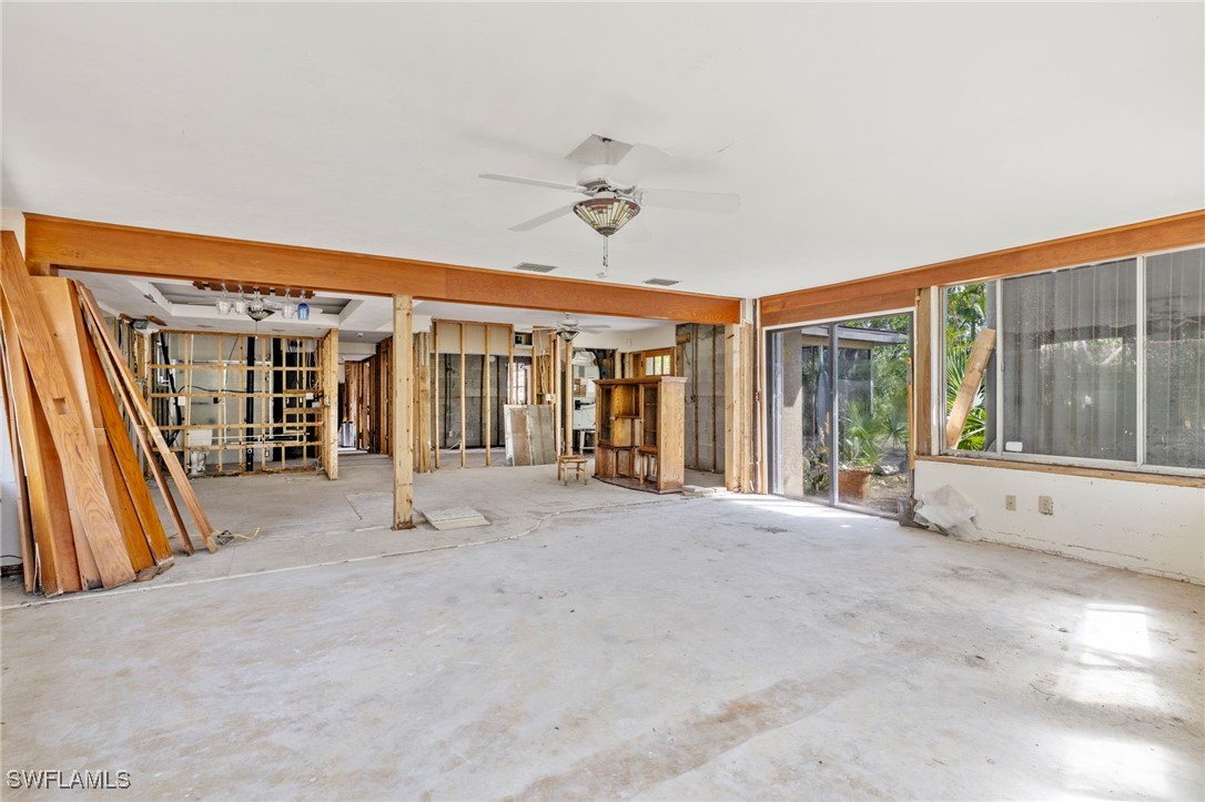 1446 & 1444 Periwinkle Way Property Photo 14