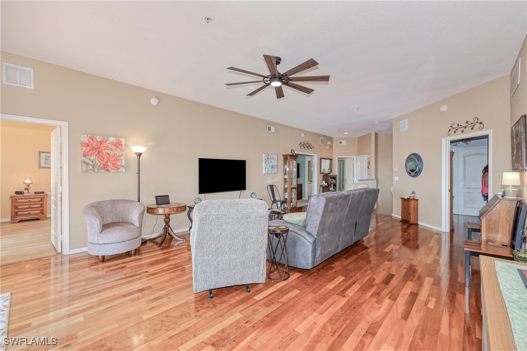 9225 Belleza Way 203 Property Photo 6