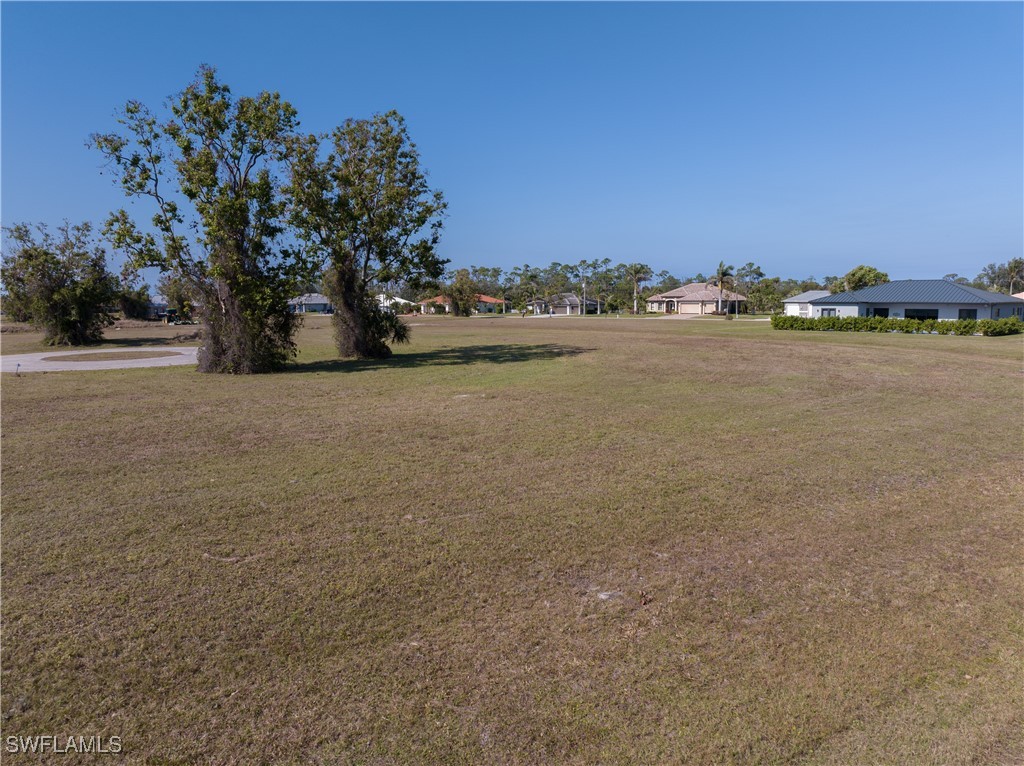 17154 Sugar Ct Property Photo 8