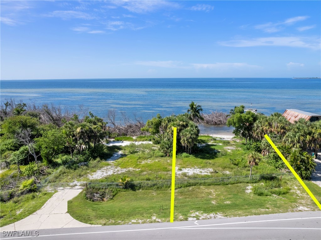 17469 Mcgregor Blvd Property Photo 1