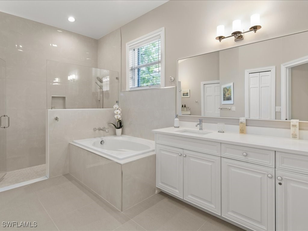 6354 Old Mahogany Ct Property Photo 18
