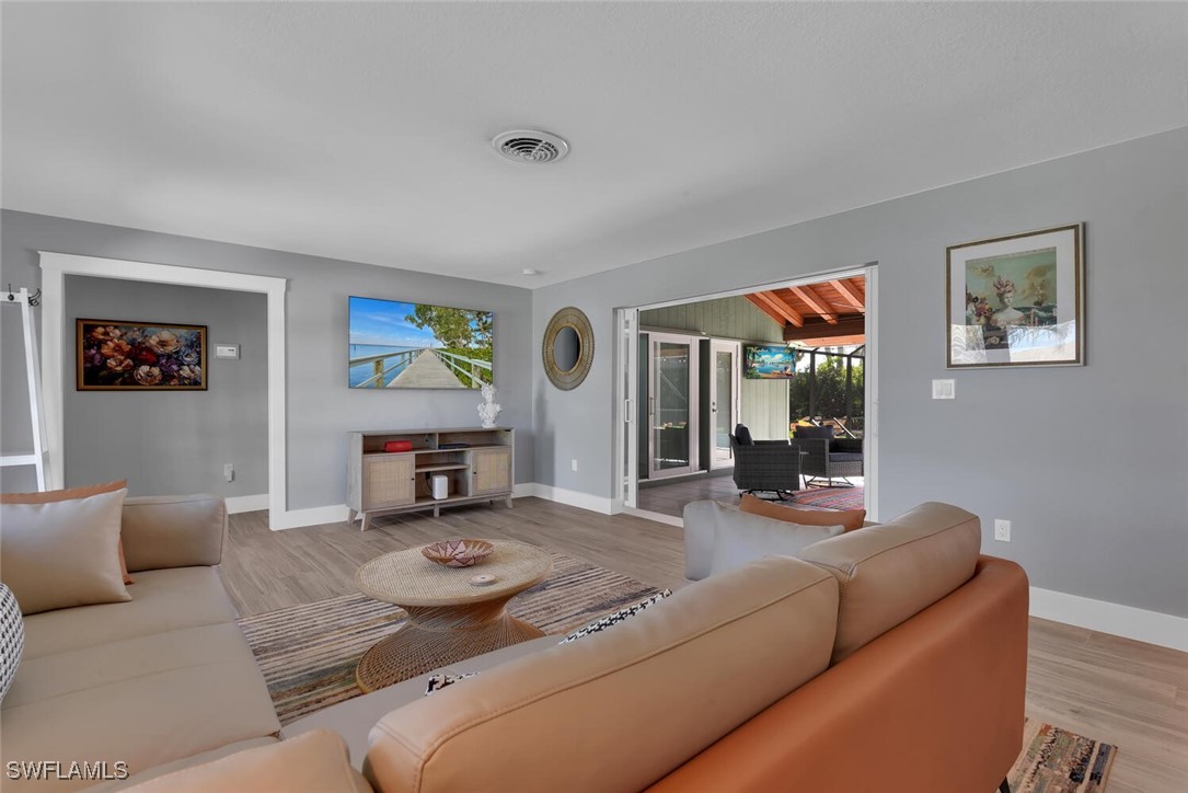 2328 Clipper Way Property Photo 15