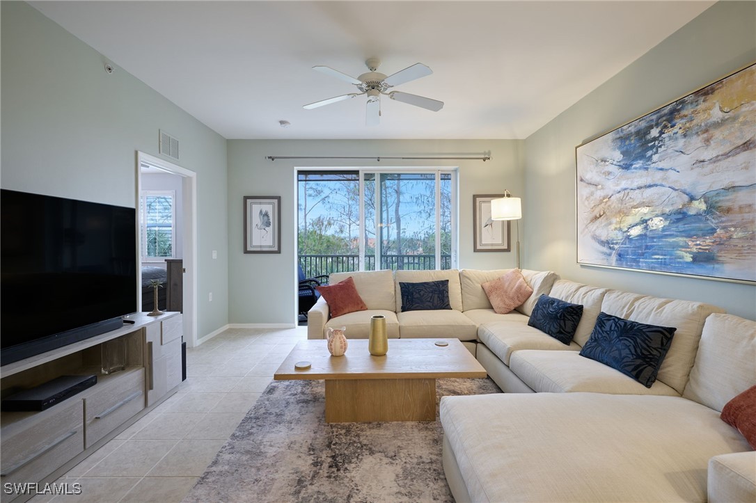 4000 Loblolly Bay Dr 8-304 Property Photo 6