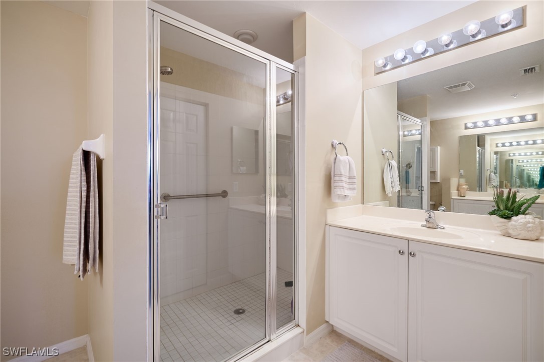 4000 Loblolly Bay Dr 8-304 Property Photo 16