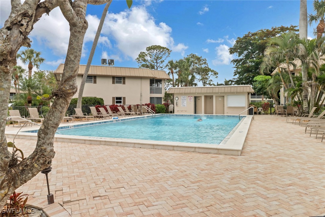 1549 Sandpiper St 1 Property Photo 13